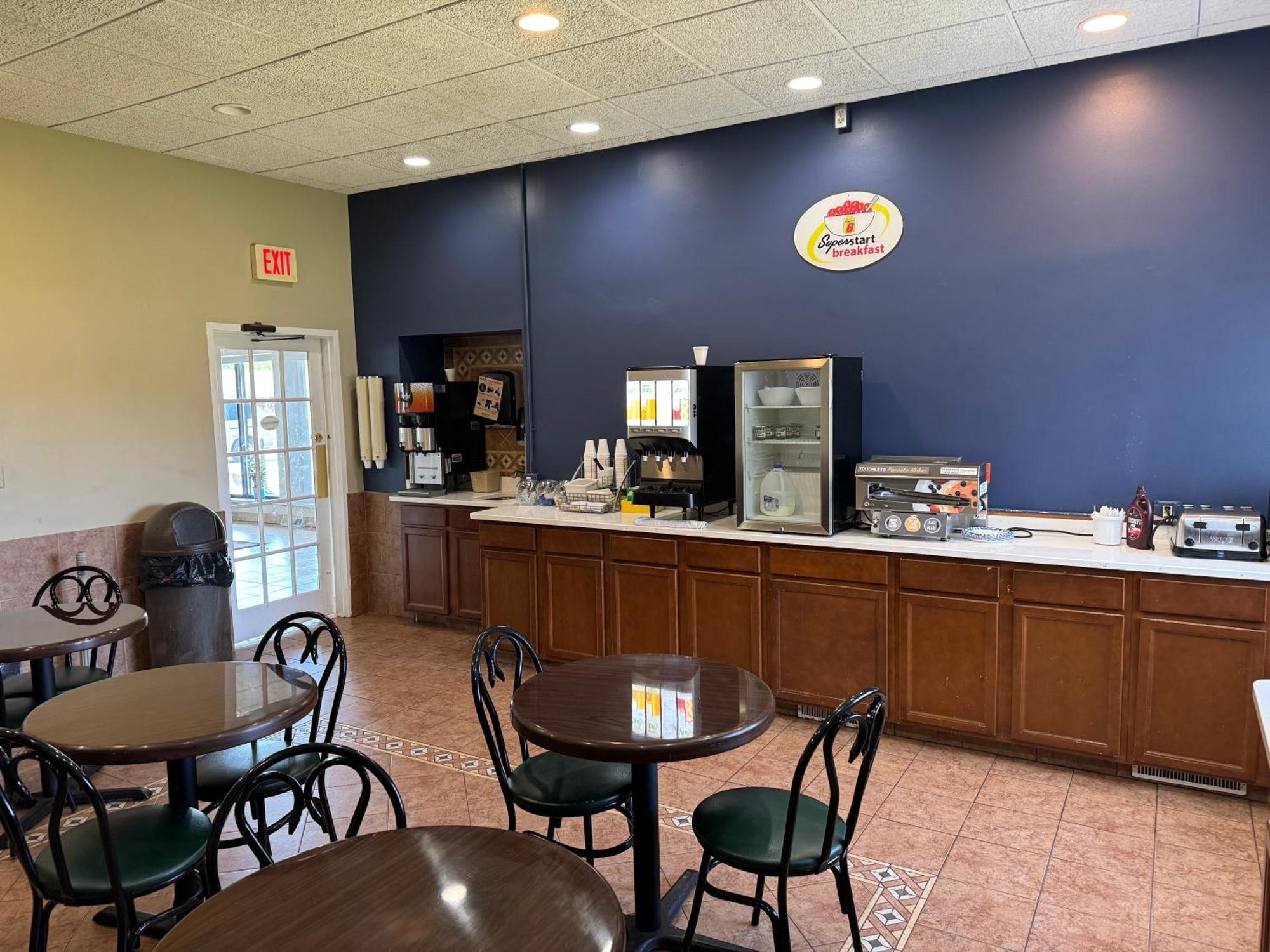 South Ridge Inn North Ridgeville Ngoại thất bức ảnh